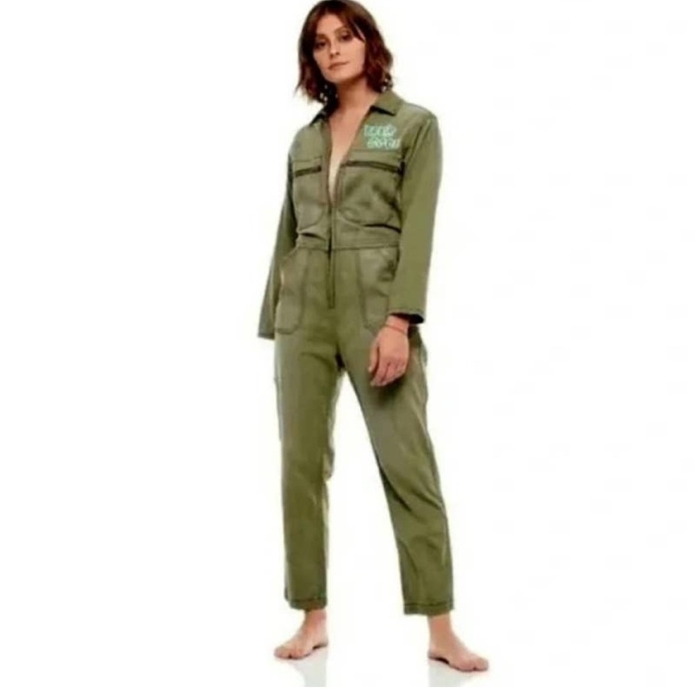 Green Utility Jumpsuit with Belt Loops and Straight-Leg Fit